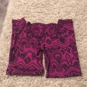 Pink/lace pattern Brazilian leggings. Size small